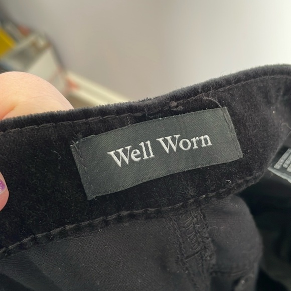 Well Worn Black Velvet Straight Leg High Rise Pants size 14/34 - Picture 4 of 13